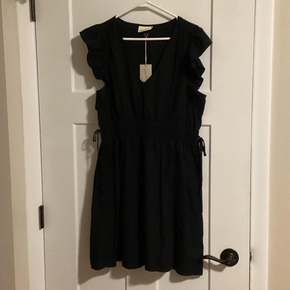 Universal Thread Black Dress with Ruffle Sleeves